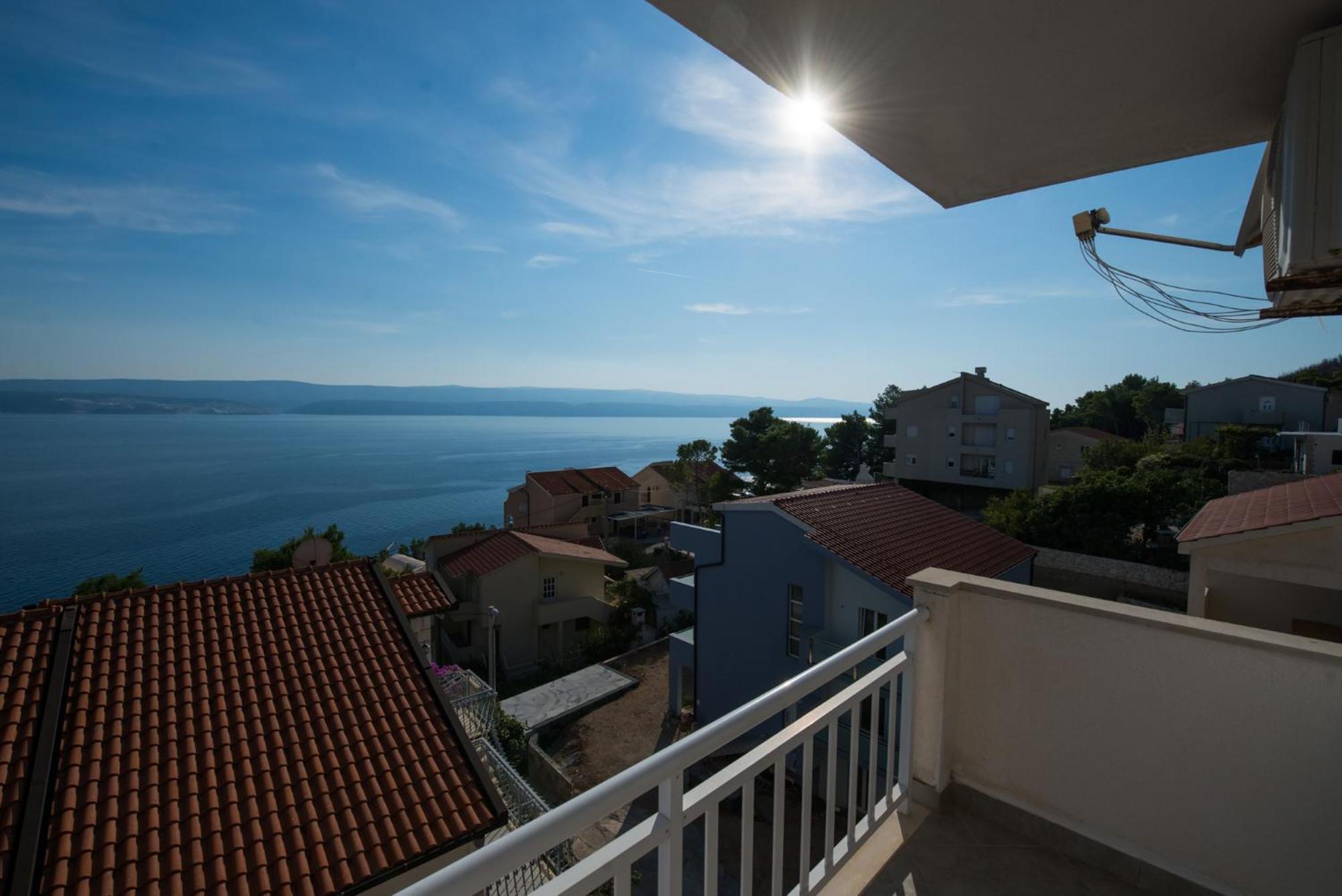 Bed And Breakfast Pero 3 Min Walk To The Beach Lokva Rogoznica Exterior foto
